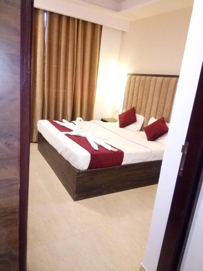 Hotel The Divine Oak Katra  Zewnętrze zdjęcie