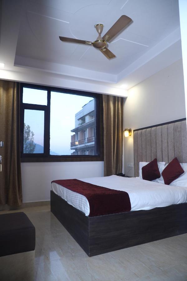 Hotel The Divine Oak Katra  Zewnętrze zdjęcie