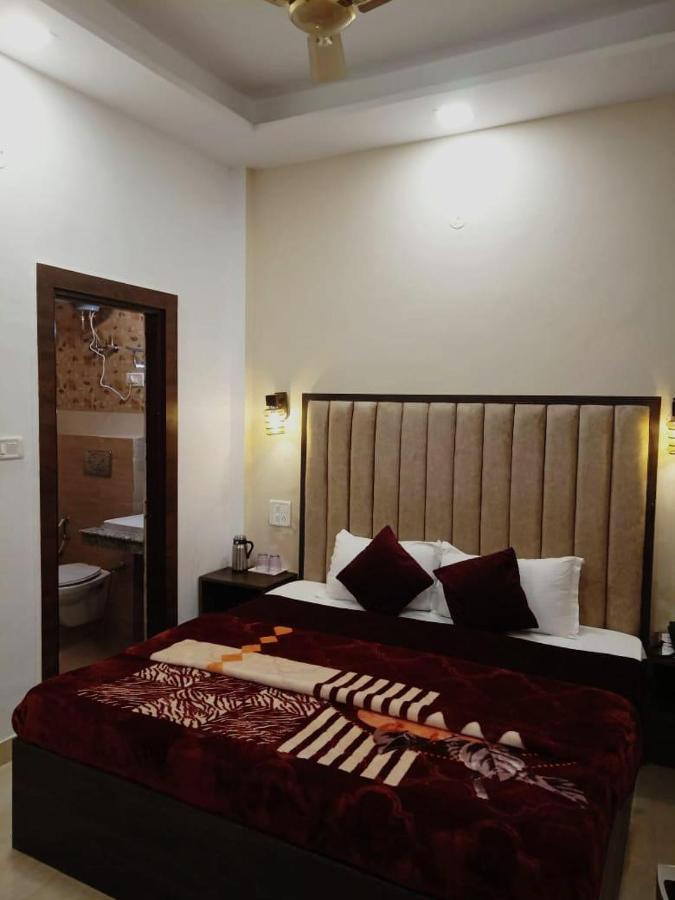 Hotel The Divine Oak Katra  Zewnętrze zdjęcie